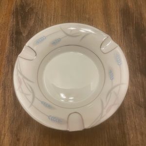 Valmont China Royal Wheat Ashtray (4 available)